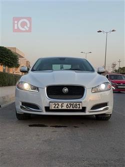 جاكوار XF